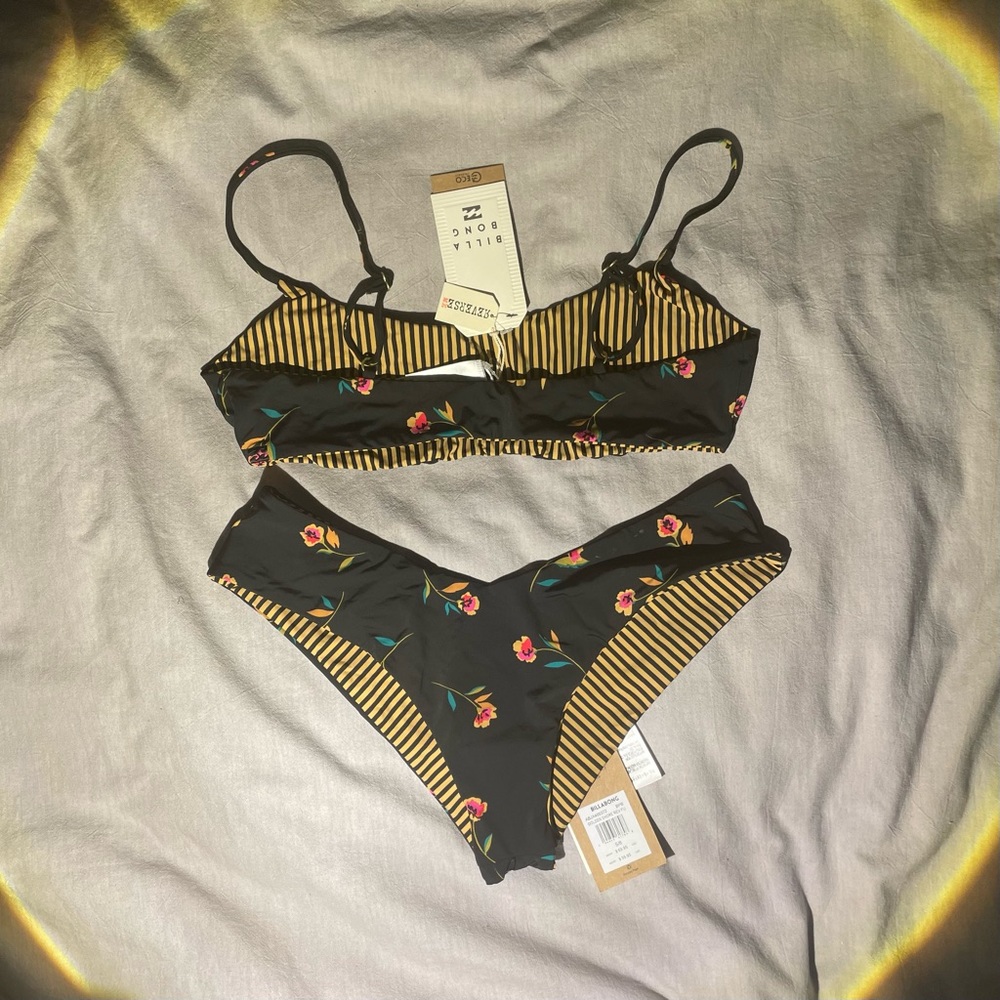 NWT Billabong Golden Shore Reversible Fiji Bikini Bottoms Size Small V Shape